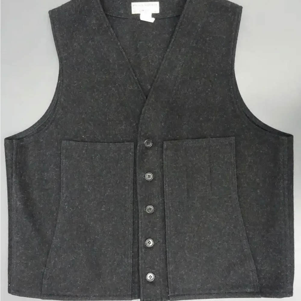 C.C FILSON  Charcoal Gray VEST Mackinaw hunting  Seattle USA 100% Wool